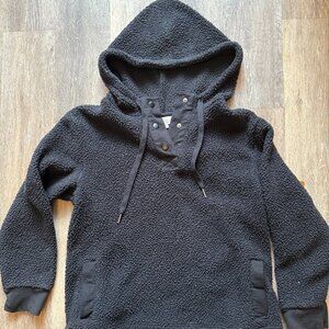 UGG/Koolaburra Sweater